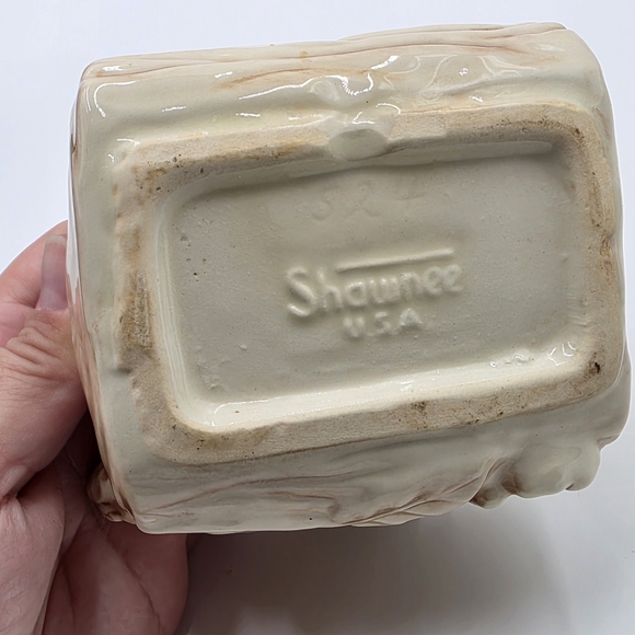 Vintage Shawnee USA #524 Cream and Brown Butterfly Vase Accent Decor - Picture 8 of 9